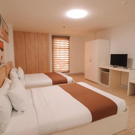 Rosey Hotel Cabanatuan Extérieur photo