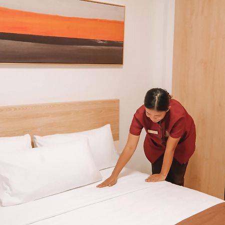 Rosey Hotel Cabanatuan Extérieur photo