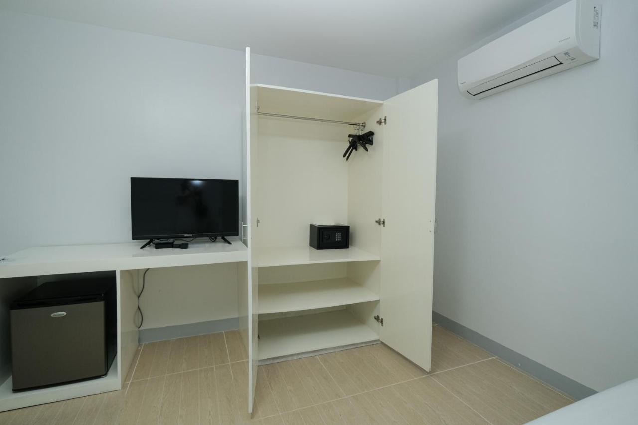 Rosey Hotel Cabanatuan Extérieur photo