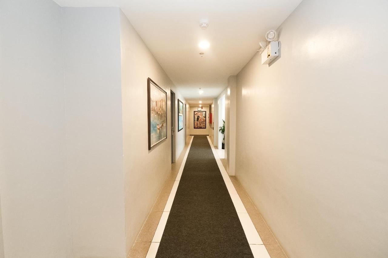 Rosey Hotel Cabanatuan Extérieur photo