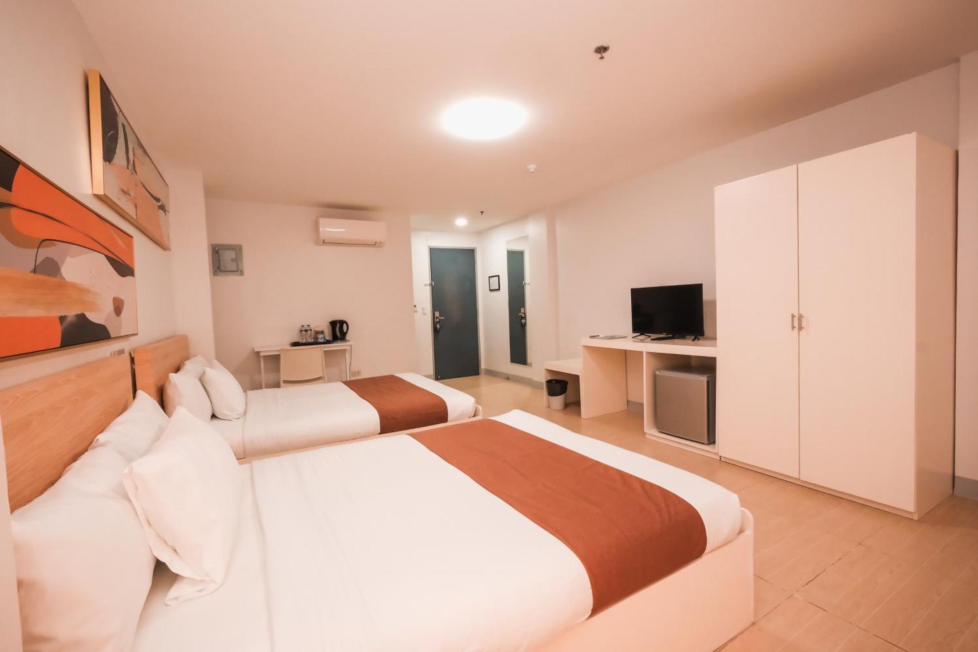 Rosey Hotel Cabanatuan Extérieur photo